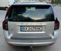 Сірий Вольво V50, об'ємом двигуна 2 л та пробігом 260 тис. км за 8000 $, фото 1 на Automoto.ua