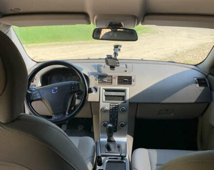 Серый Вольво В50, объемом двигателя 1.56 л и пробегом 258 тыс. км за 6000 $, фото 18 на Automoto.ua