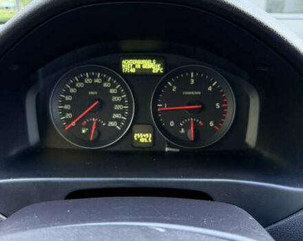 Серый Вольво В50, объемом двигателя 1.6 л и пробегом 260 тыс. км за 5500 $, фото 8 на Automoto.ua