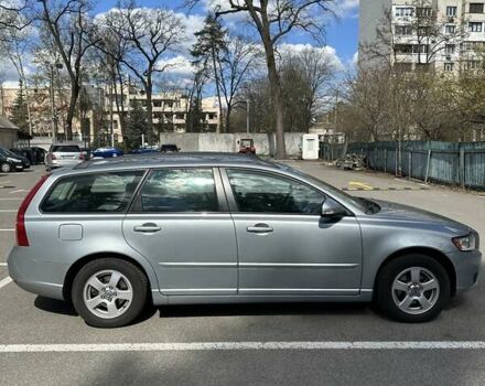 Сірий Вольво V50, об'ємом двигуна 1.6 л та пробігом 300 тис. км за 7400 $, фото 8 на Automoto.ua