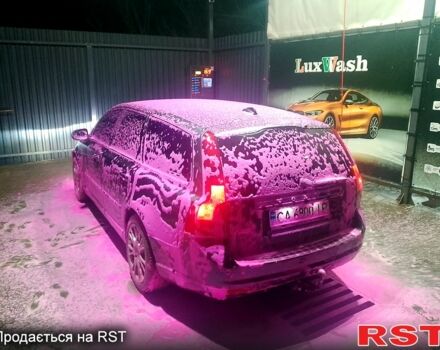 Серый Вольво В50, объемом двигателя 1.6 л и пробегом 300 тыс. км за 6500 $, фото 3 на Automoto.ua