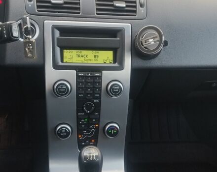 Сірий Вольво V50, об'ємом двигуна 0 л та пробігом 249 тис. км за 3600 $, фото 3 на Automoto.ua