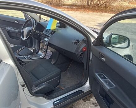 Сірий Вольво V50, об'ємом двигуна 1.6 л та пробігом 270 тис. км за 7300 $, фото 6 на Automoto.ua