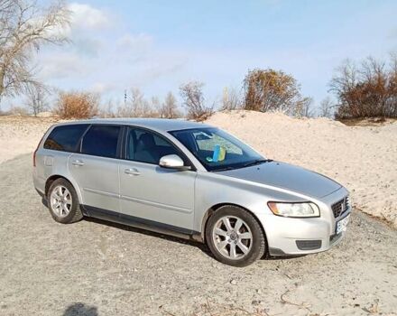 Серый Вольво В50, объемом двигателя 1.6 л и пробегом 270 тыс. км за 7250 $, фото 9 на Automoto.ua