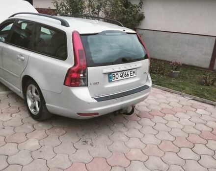 Серый Вольво В50, объемом двигателя 1.56 л и пробегом 279 тыс. км за 7200 $, фото 1 на Automoto.ua