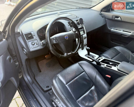 Сірий Вольво V50, об'ємом двигуна 2.4 л та пробігом 270 тис. км за 8300 $, фото 14 на Automoto.ua