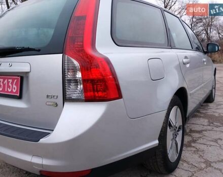 Серый Вольво В50, объемом двигателя 1.6 л и пробегом 220 тыс. км за 7500 $, фото 8 на Automoto.ua