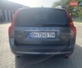 Серый Вольво В50, объемом двигателя 2 л и пробегом 285 тыс. км за 11000 $, фото 1 на Automoto.ua