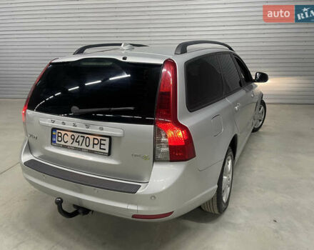 Вольво В50 2010 в Стрые на Automoto.ua Серый Вольво В50, объемом двигателя 1.6 л и пробегом 260 тыс. км за 6650 $, фото 22 на Automoto.ua