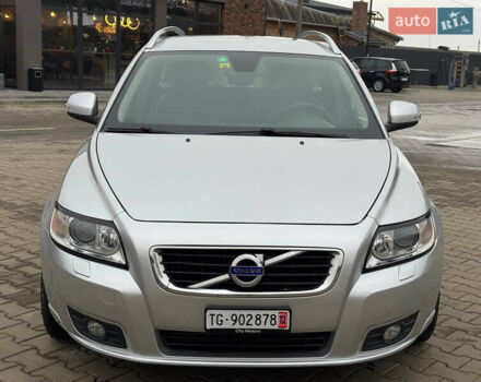 Сірий Вольво V50, об'ємом двигуна 0 л та пробігом 227 тис. км за 10300 $, фото 13 на Automoto.ua