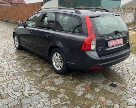 Сірий Вольво V50, об'ємом двигуна 1.6 л та пробігом 256 тис. км за 8100 $, фото 2 на Automoto.ua