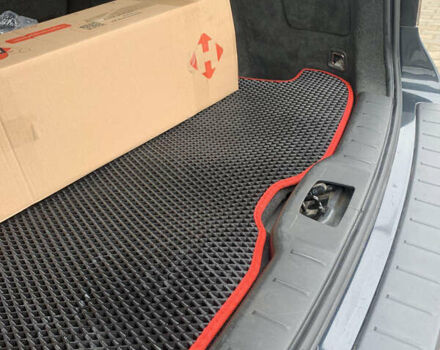 Серый Вольво В50, объемом двигателя 2 л и пробегом 281 тыс. км за 8000 $, фото 22 на Automoto.ua