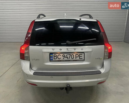 Вольво В50 2010 в Стрые на Automoto.ua Серый Вольво В50, объемом двигателя 1.6 л и пробегом 260 тыс. км за 6650 $, фото 26 на Automoto.ua