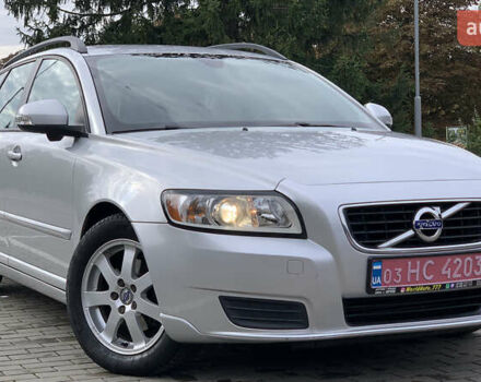 Вольво В50 2010 в Луцке на Automoto.ua Серый Вольво В50, объемом двигателя 1.6 л и пробегом 263 тыс. км за 7400 $, фото 4 на Automoto.ua