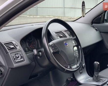 Серый Вольво В50, объемом двигателя 1.6 л и пробегом 263 тыс. км за 6900 $, фото 14 на Automoto.ua