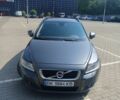Сірий Вольво V50, об'ємом двигуна 1.6 л та пробігом 257 тис. км за 8200 $, фото 1 на Automoto.ua