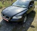 Серый Вольво В50, объемом двигателя 1.6 л и пробегом 231 тыс. км за 7300 $, фото 2 на Automoto.ua