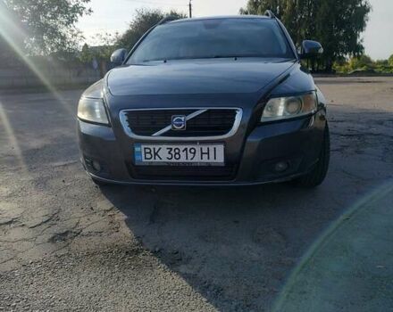 Серый Вольво В50, объемом двигателя 1.56 л и пробегом 270 тыс. км за 7356 $, фото 7 на Automoto.ua