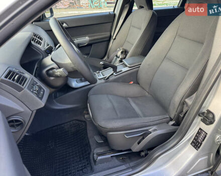 Серый Вольво В50, объемом двигателя 1.6 л и пробегом 259 тыс. км за 6850 $, фото 19 на Automoto.ua