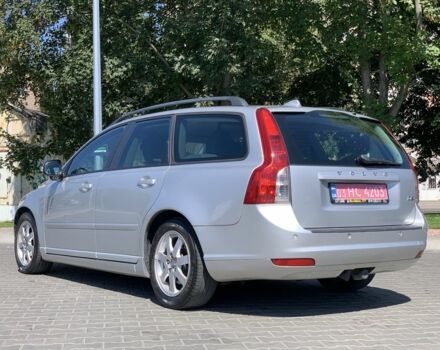 Серый Вольво В50, объемом двигателя 1.6 л и пробегом 260 тыс. км за 7800 $, фото 8 на Automoto.ua
