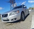 Серый Вольво В50, объемом двигателя 1.6 л и пробегом 370 тыс. км за 5100 $, фото 1 на Automoto.ua