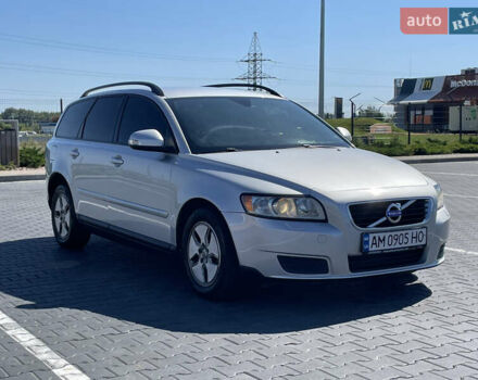 Серый Вольво В50, объемом двигателя 1.6 л и пробегом 302 тыс. км за 7500 $, фото 9 на Automoto.ua