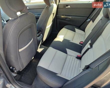 Серый Вольво В50, объемом двигателя 1.6 л и пробегом 193 тыс. км за 7999 $, фото 22 на Automoto.ua