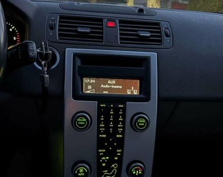 Вольво В50 2010 в Жовкве на Automoto.ua Серый Вольво В50, объемом двигателя 1.6 л и пробегом 242 тыс. км за 7500 $, фото 15 на Automoto.ua