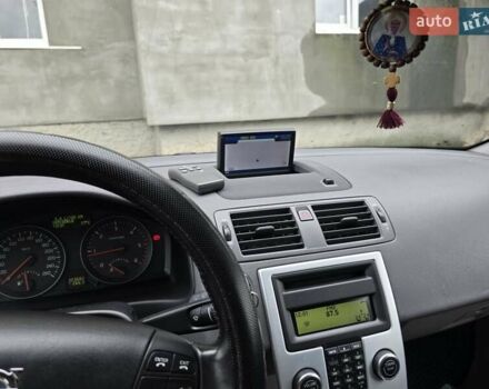 Вольво В50 2010 в Горохов на Automoto.ua Серый Вольво В50, объемом двигателя 1.56 л и пробегом 300 тыс. км за 7800 $, фото 12 на Automoto.ua