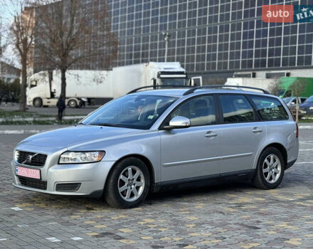 Серый Вольво В50, объемом двигателя 1.6 л и пробегом 259 тыс. км за 6850 $, фото 10 на Automoto.ua