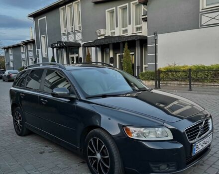 Вольво В50 2010 в Жовкве на Automoto.ua Серый Вольво В50, объемом двигателя 1.6 л и пробегом 242 тыс. км за 7500 $, фото 3 на Automoto.ua