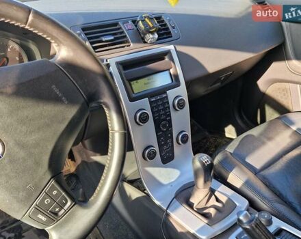 Вольво В50 2010 в Камень-Каширский на Automoto.ua Серый Вольво В50, объемом двигателя 1.56 л и пробегом 184 тыс. км за 7100 $, фото 6 на Automoto.ua