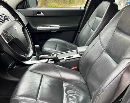 Серый Вольво В50, объемом двигателя 1.6 л и пробегом 270 тыс. км за 6800 $, фото 11 на Automoto.ua