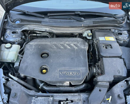 Вольво В50 2010 в Луцке на Automoto.ua Серый Вольво В50, объемом двигателя 1.6 л и пробегом 280 тыс. км за 8600 $, фото 34 на Automoto.ua