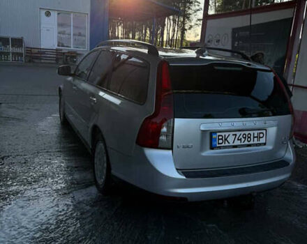 Серый Вольво В50, объемом двигателя 1.56 л и пробегом 310 тыс. км за 7450 $, фото 6 на Automoto.ua