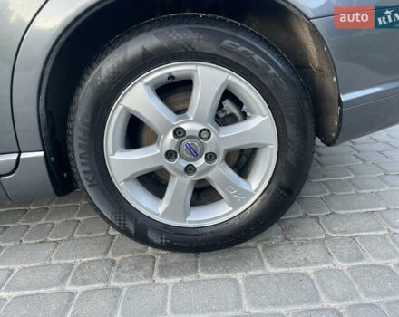 Серый Вольво В50, объемом двигателя 1.56 л и пробегом 217 тыс. км за 7250 $, фото 13 на Automoto.ua