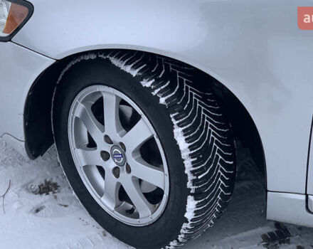 Серый Вольво В50, объемом двигателя 1.6 л и пробегом 268 тыс. км за 7100 $, фото 24 на Automoto.ua