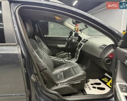 Серый Вольво В50, объемом двигателя 1.6 л и пробегом 252 тыс. км за 7200 $, фото 13 на Automoto.ua