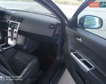 Вольво В50 2010 в Самборе на Automoto.ua Серый Вольво В50, объемом двигателя 1.6 л и пробегом 251 тыс. км за 7200 $, фото 24 на Automoto.ua