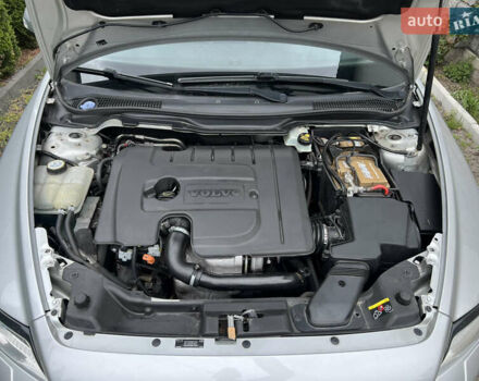 Вольво В50 2010 в Ковель на Automoto.ua Серый Вольво В50, объемом двигателя 1.56 л и пробегом 269 тыс. км за 8500 $, фото 6 на Automoto.ua