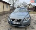 Серый Вольво В50, объемом двигателя 1.56 л и пробегом 240 тыс. км за 6500 $, фото 1 на Automoto.ua