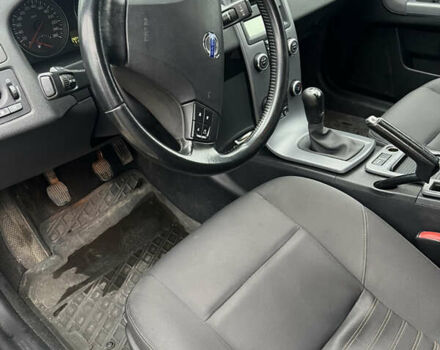 Сірий Вольво V50, об'ємом двигуна 1.56 л та пробігом 280 тис. км за 6500 $, фото 5 на Automoto.ua