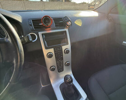 Сірий Вольво V50, об'ємом двигуна 1.6 л та пробігом 292 тис. км за 5999 $, фото 18 на Automoto.ua