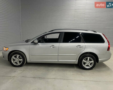 Вольво В50 2010 в Стрые на Automoto.ua Серый Вольво В50, объемом двигателя 1.6 л и пробегом 260 тыс. км за 6650 $, фото 2 на Automoto.ua