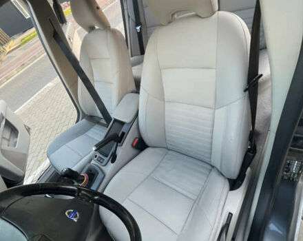 Вольво В50 2010 в Луцке на Automoto.ua Серый Вольво В50, объемом двигателя 1.6 л и пробегом 280 тыс. км за 8600 $, фото 28 на Automoto.ua