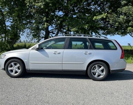 Сірий Вольво V50, об'ємом двигуна 1.6 л та пробігом 138 тис. км за 6700 $, фото 3 на Automoto.ua