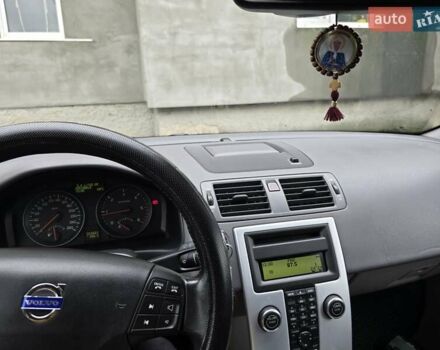 Вольво В50 2010 в Горохов на Automoto.ua Серый Вольво В50, объемом двигателя 1.56 л и пробегом 300 тыс. км за 7800 $, фото 6 на Automoto.ua