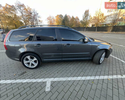 Вольво В50 2010 в Луцке на Automoto.ua Серый Вольво В50, объемом двигателя 1.6 л и пробегом 280 тыс. км за 8600 $, фото 7 на Automoto.ua