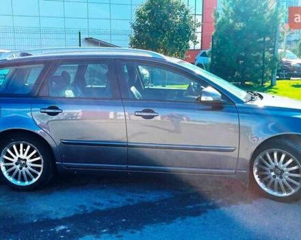 Серый Вольво В50, объемом двигателя 1.6 л и пробегом 270 тыс. км за 6800 $, фото 3 на Automoto.ua