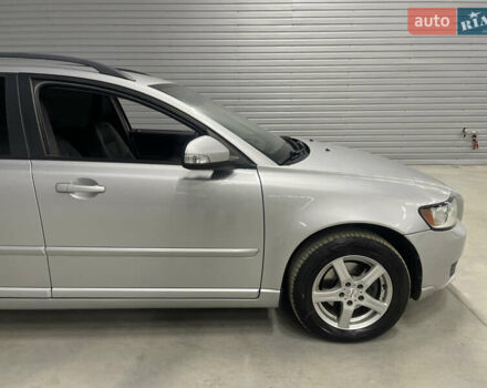 Вольво В50 2010 в Стрые на Automoto.ua Серый Вольво В50, объемом двигателя 1.6 л и пробегом 260 тыс. км за 6650 $, фото 14 на Automoto.ua